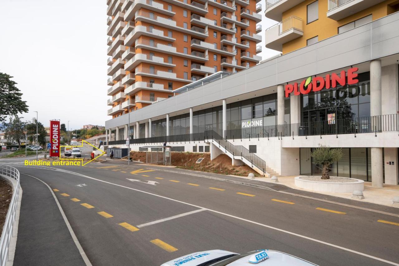 Mannequin: Sea View, Private Parking In The Garage Apartment Rijeka Bagian luar foto